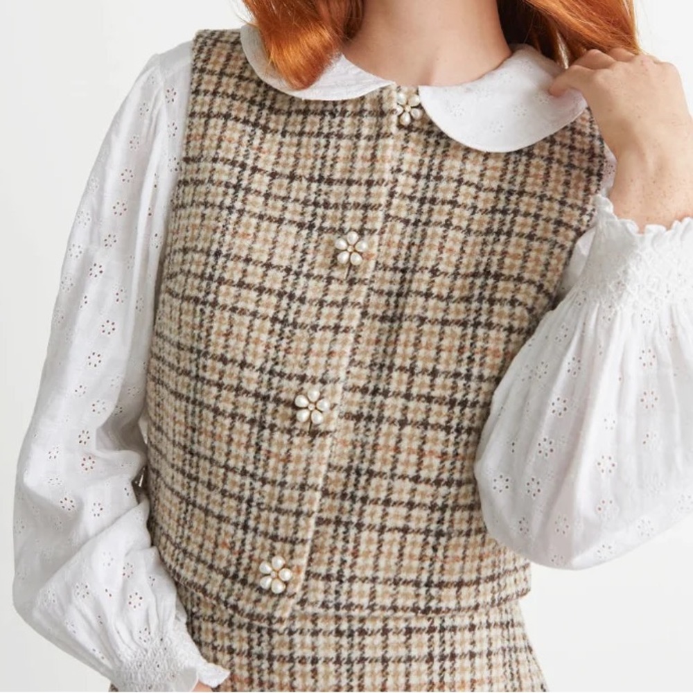 Floral Pearl Wool Vest